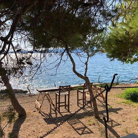 Kamaroules Sea Front Apartment Argostoli  Ngoại thất bức ảnh